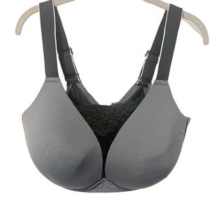 Cacique Plus Size‎ 40G Black And Gray Wireless Adjustable Wide Strap Sports Bra